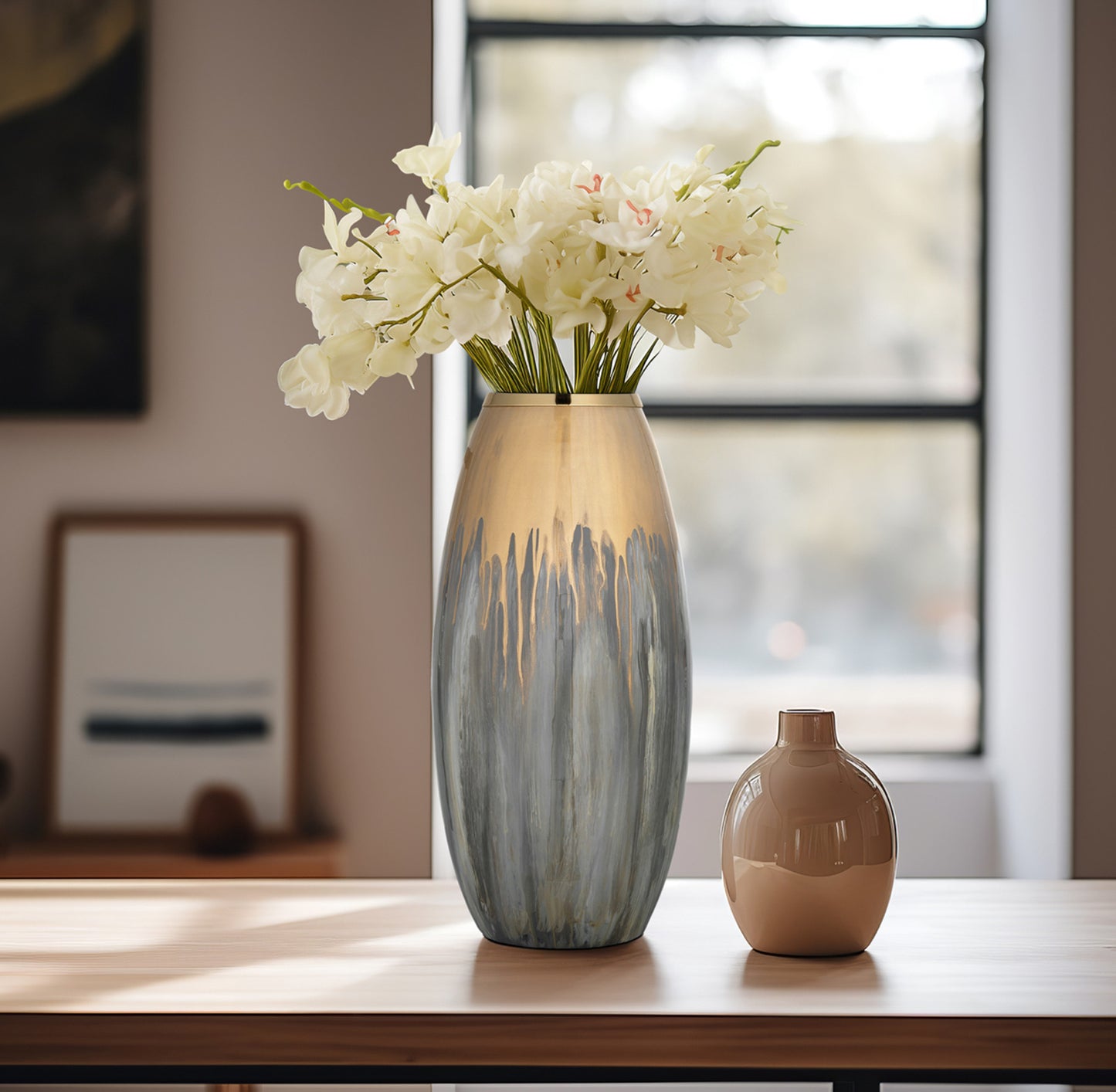 Arlo Abstract Vase