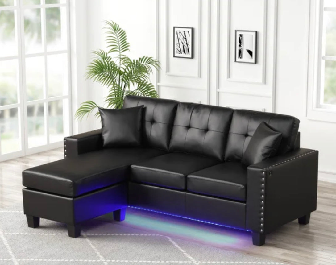 Charley Sectional UH moderate