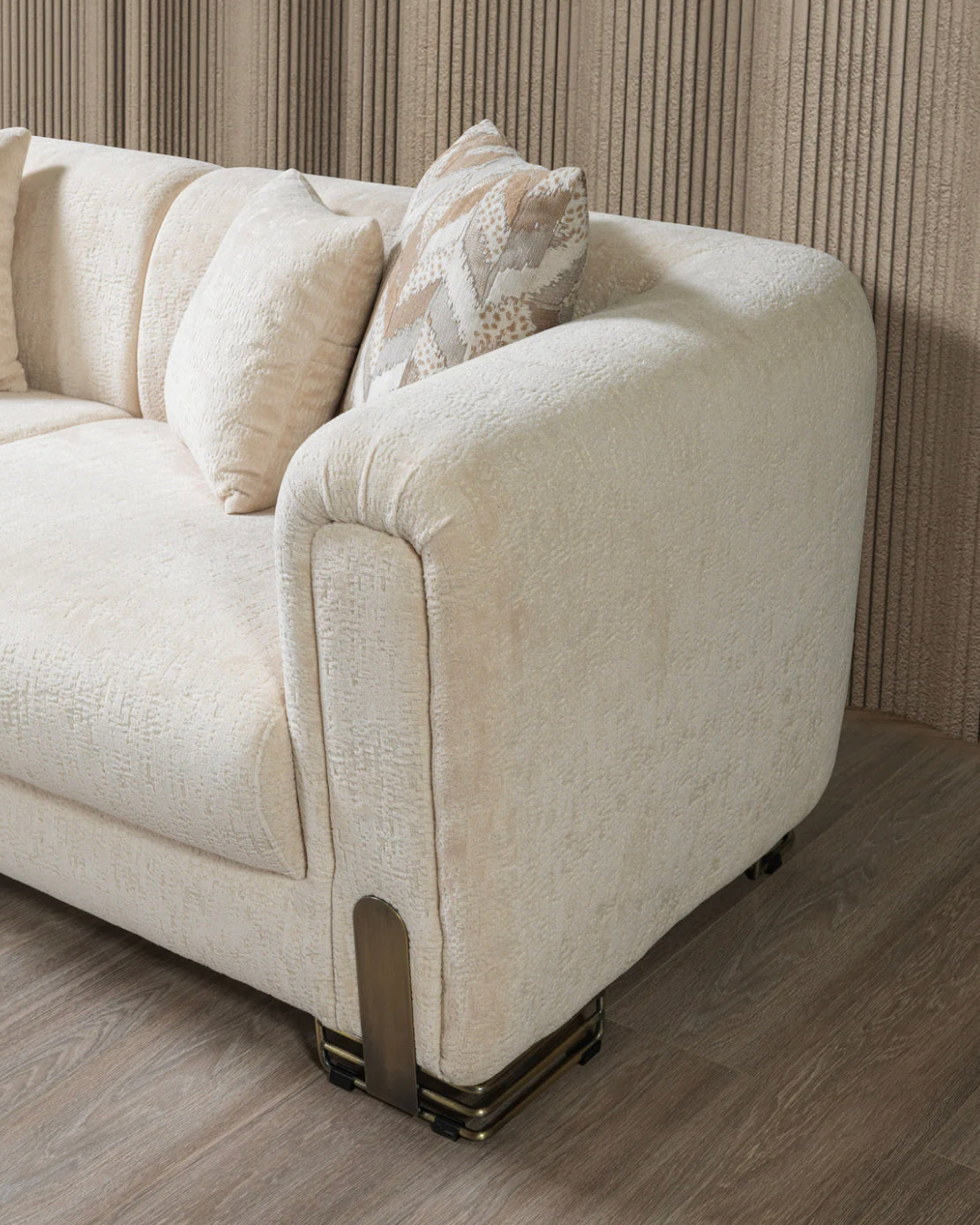 Bera Sofa and love seat Set Cream UH Moderate