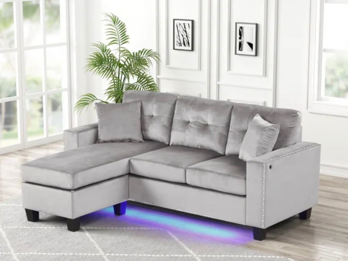 Charley Sectional UH Moderate