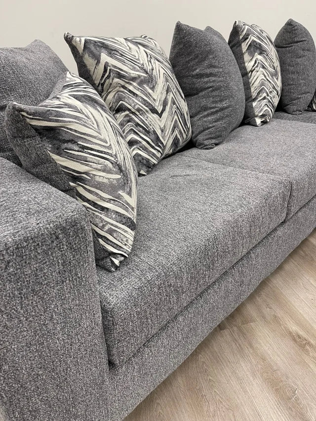 Marley Sectional UH Moderate