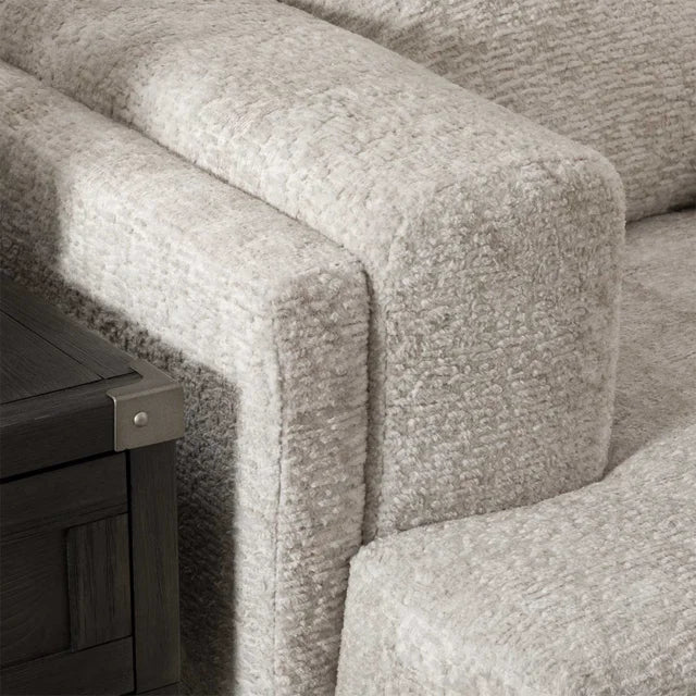 Ashton Oversized Sectional UH Moderate