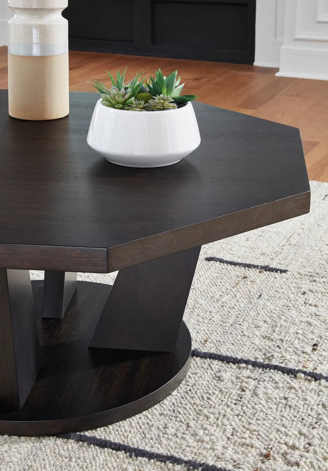 Madro Coffee Table UH Moderate Coll.