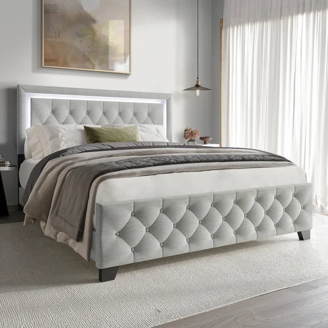 Kaylar Platform Bed UH Moderate