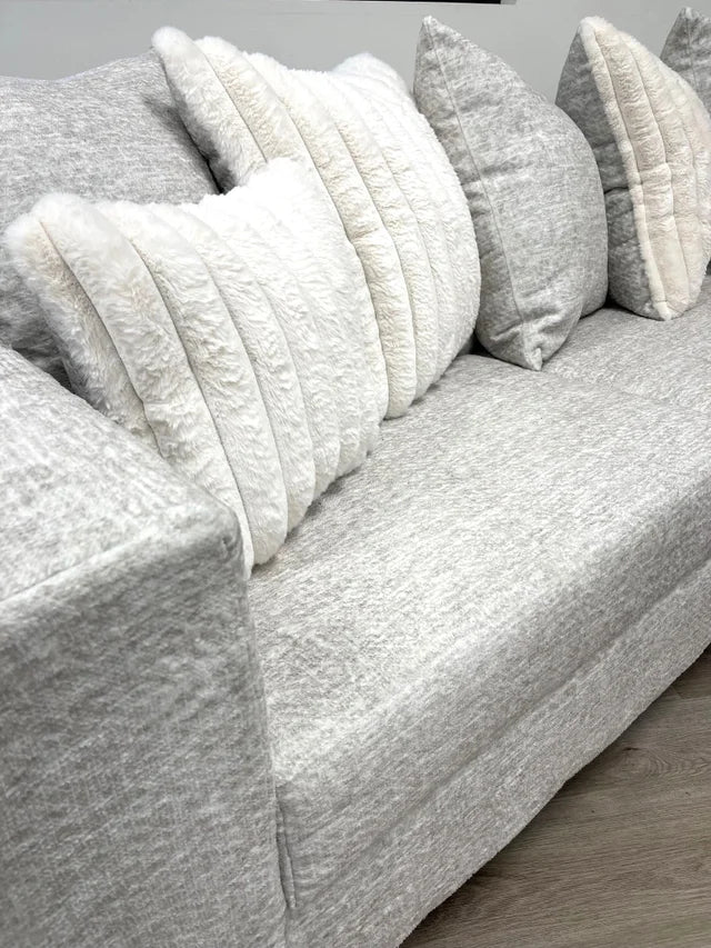 Marley Sectional UH Moderate