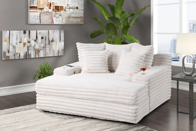 The Jamie Oversized Chaise Lounge UH Moderate