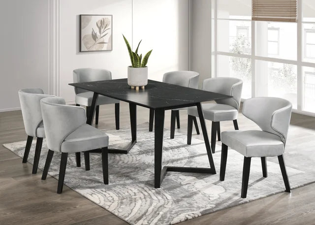 Haley dining table and chairs BLACK UH Moderate SALE